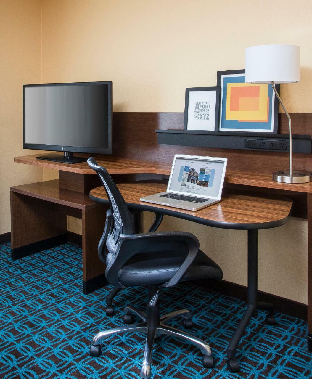 Fairfield Inn & Suites By Marriott Куинси Екстериор снимка