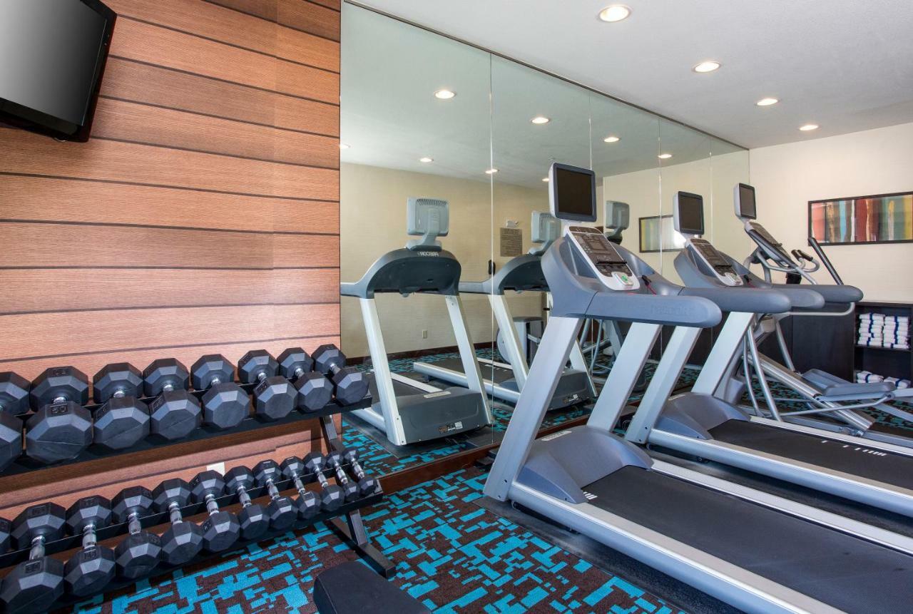 Fairfield Inn & Suites By Marriott Куинси Екстериор снимка