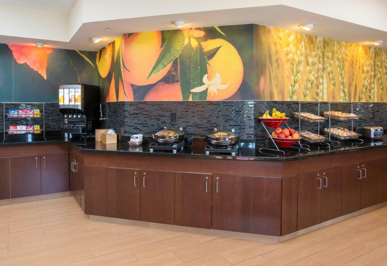 Fairfield Inn & Suites By Marriott Куинси Екстериор снимка